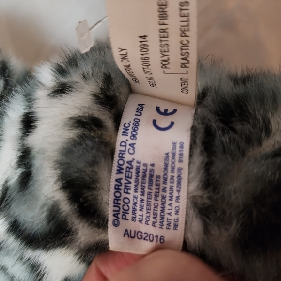 Aurora Baby Grey Spotted Snow Leopard Soft Blue Eyes 2017 Plush Stuffed Animal - Picture 11 of 12